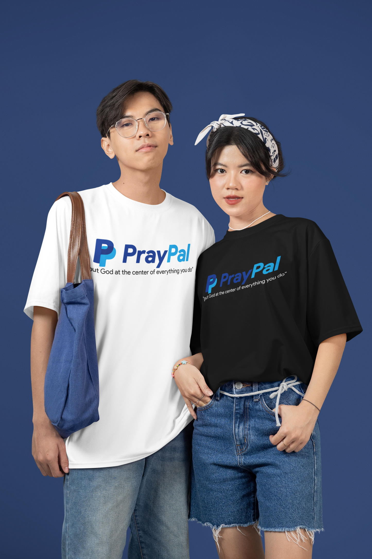 PrayPal T-Shirt – Put God at the Center